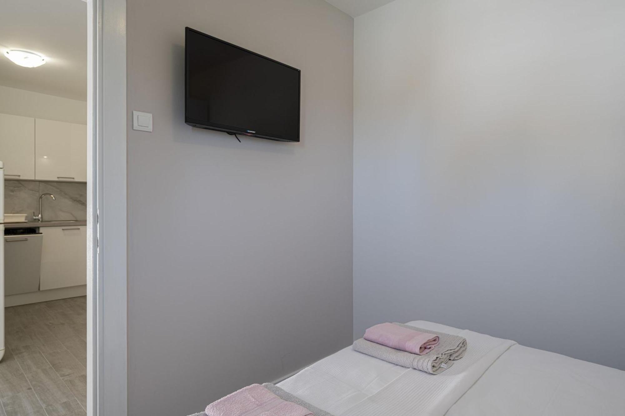 Panoramic Apartments Anic Blato  Pokoj fotografie